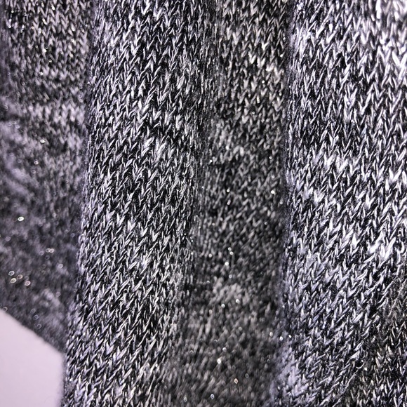 Bell sleeve sparkly knit shirt - size XS - Reitmans - Picture 3 of 7